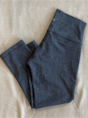 Lululemon Wunder Under Cropped Leggings